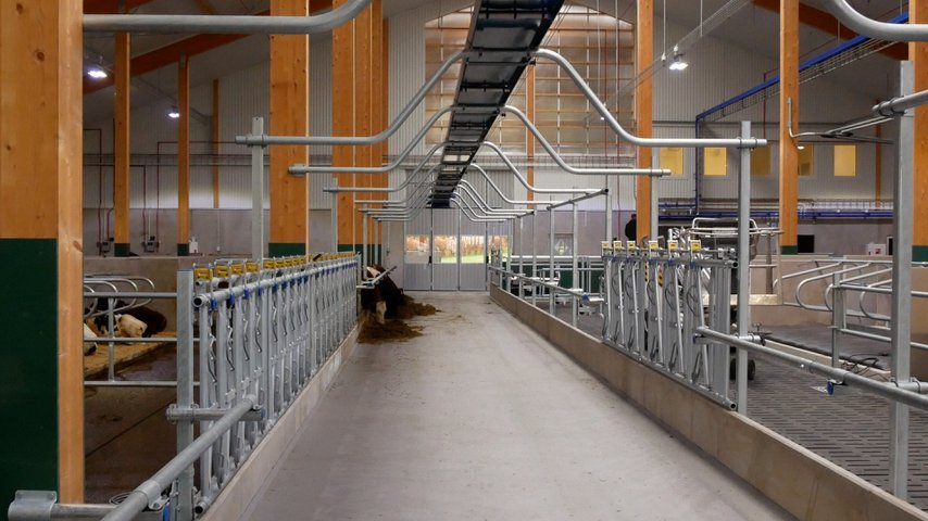 Ny ladugård på Vretaskolan